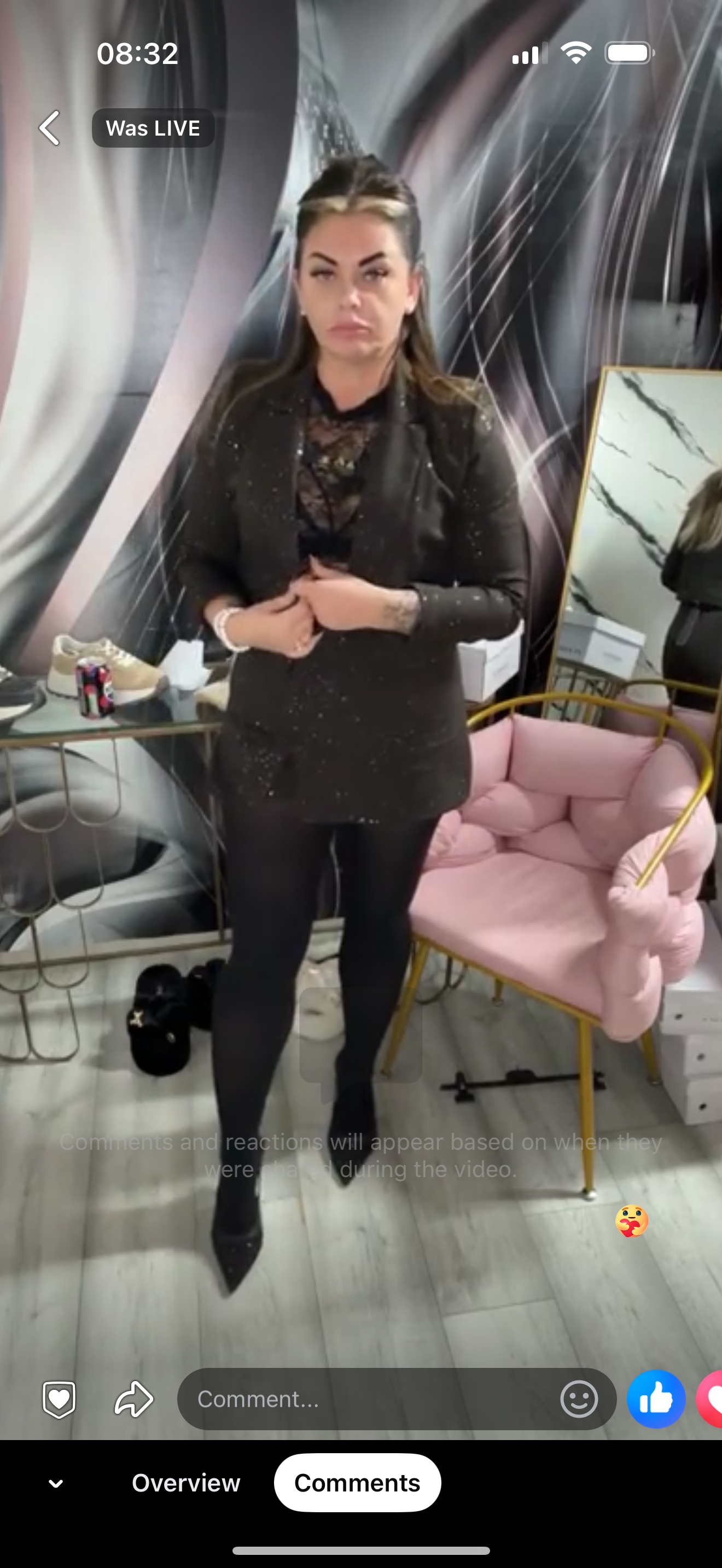 hejka z live mamy dzisiaj odlozone - sweter bukla czarny i smietanka £40 + spodneki S czarne £15 + komplet czarny £35 - razem £90