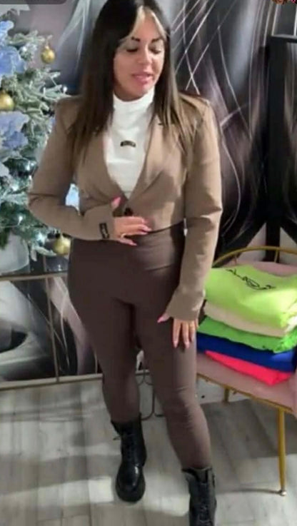 Buty rozmiar 38 £10 , narciary Czarne Millagro £25 ,marynarka Millagro £32 , dres La Perla £32 ,