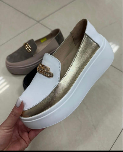 Buty £40 , dres £48