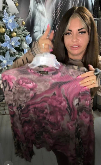 Spodnie niebieskie £24 , bluzka róža £22 ,siatka S £19