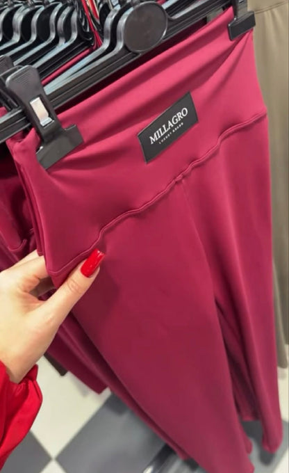 Leginsy bordo £25 ,bluzka x5 razem £125 Jogery zielone £35 body £25