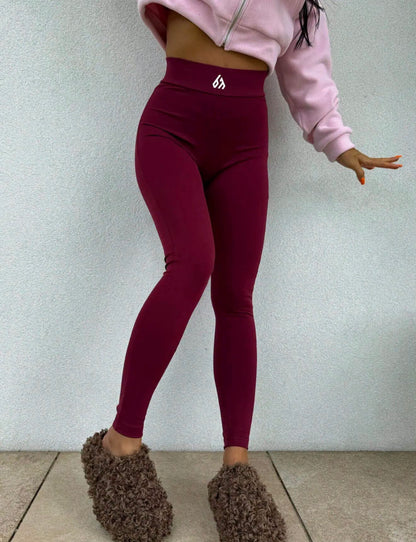 Leginsy £24 ,bluzka £25 ,Branzoletka £12