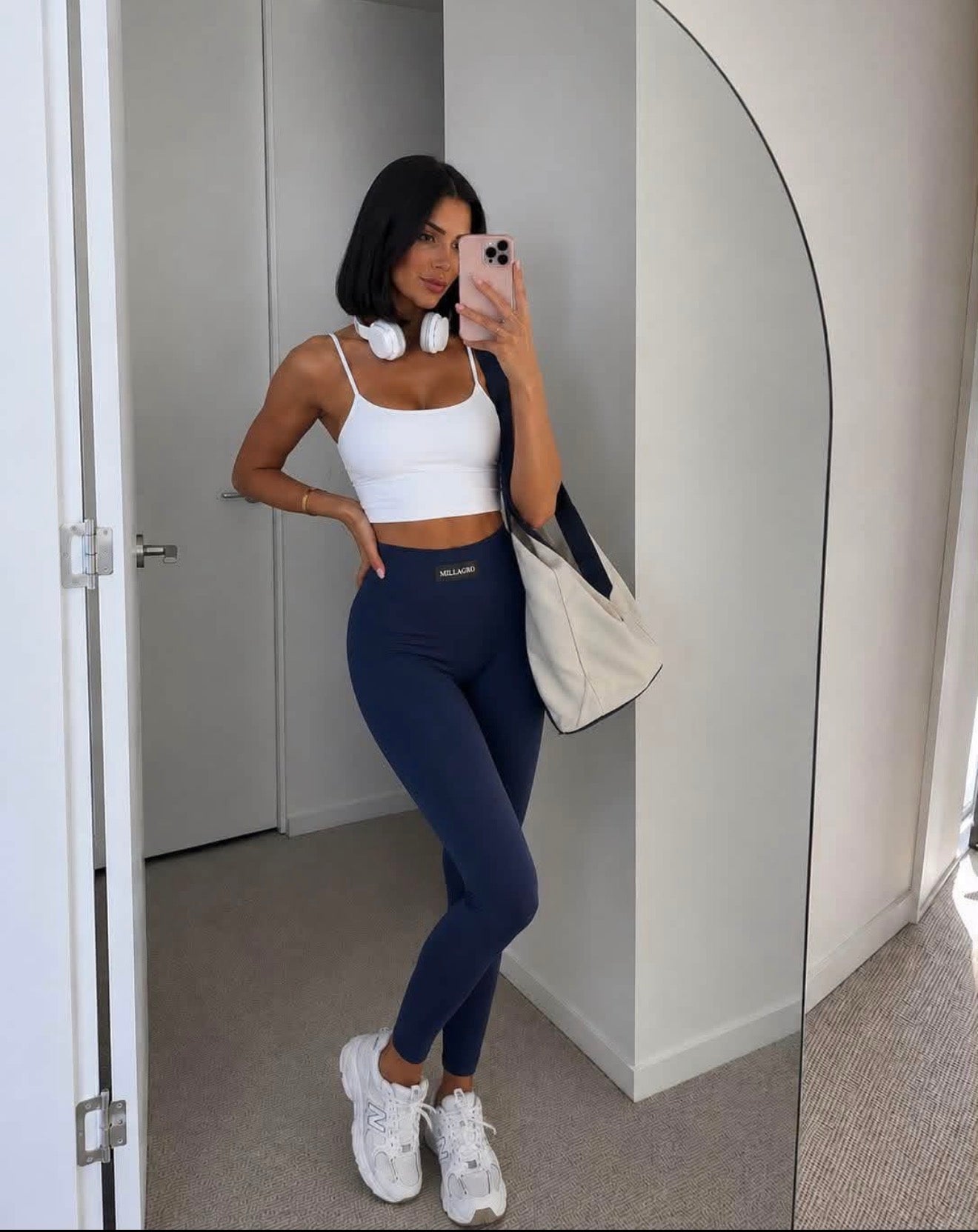 Leginsy M £24 ,bluzka £24 , leginsy £12