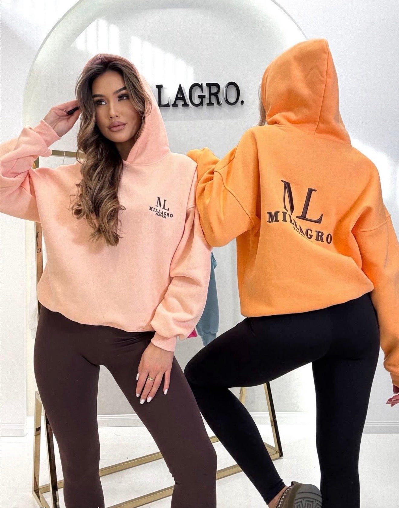 Bluza Millagro £36 ,narciary Miallagro czekolada £25 , dres Millagro £48 ,bluza Limknka la Perla £25 , teddy La Perla £28