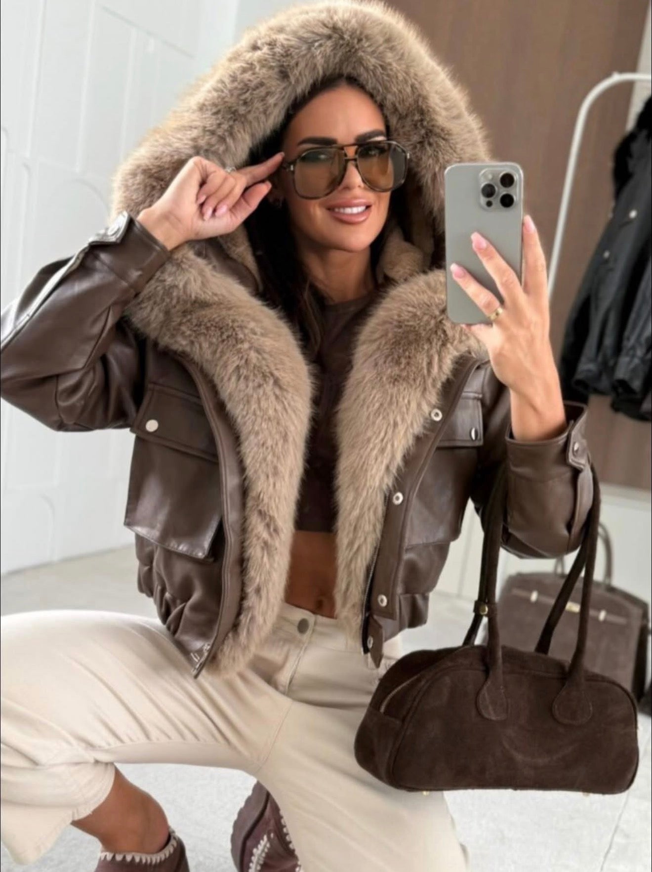 Leginsy czekolada La Perla £15 , kurtka czekolada L £35 ,dres La Perla rozmiar 36 £32 buty rozmiar 38 £10