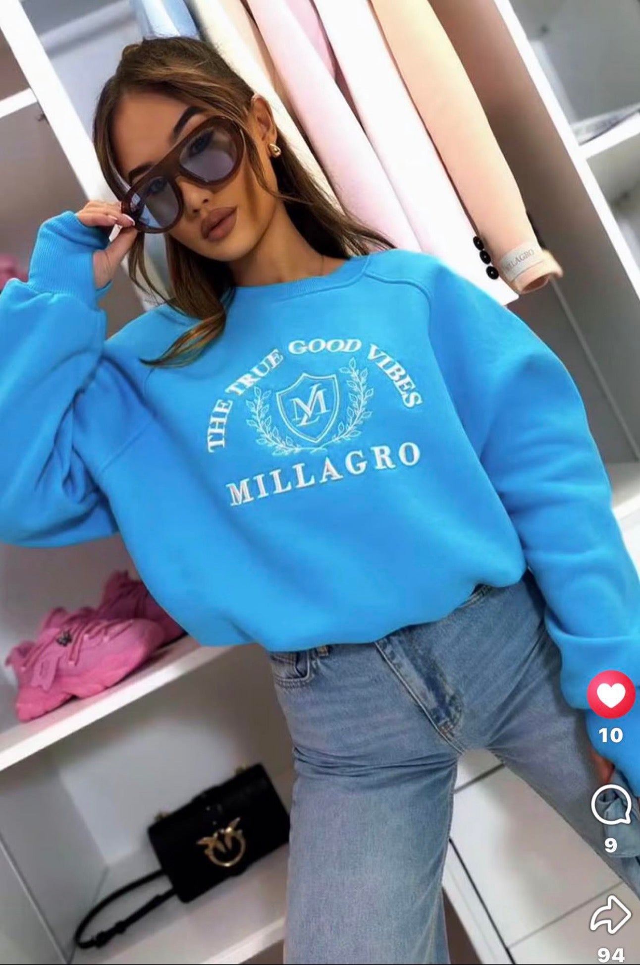 Branzoletka £10 ,bluza Millagro £35 ,kurtka czarna S ,top prążek £12