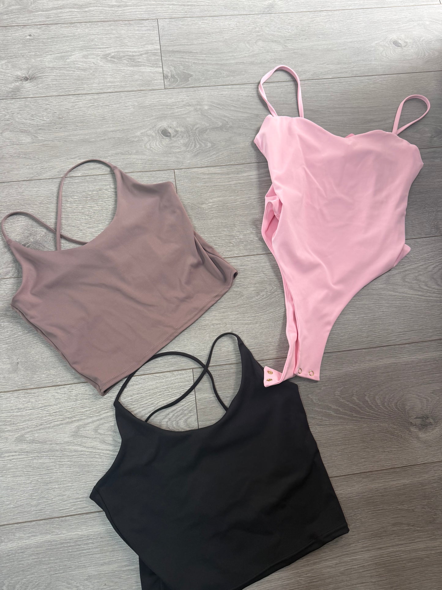 Body £18 , 2 x bluzka 36