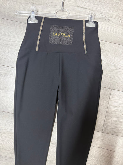 Leginsy La Perla £15 ,Leginsy La Perla £25, bluzka kwiaty £16 , bluza La Perla £36