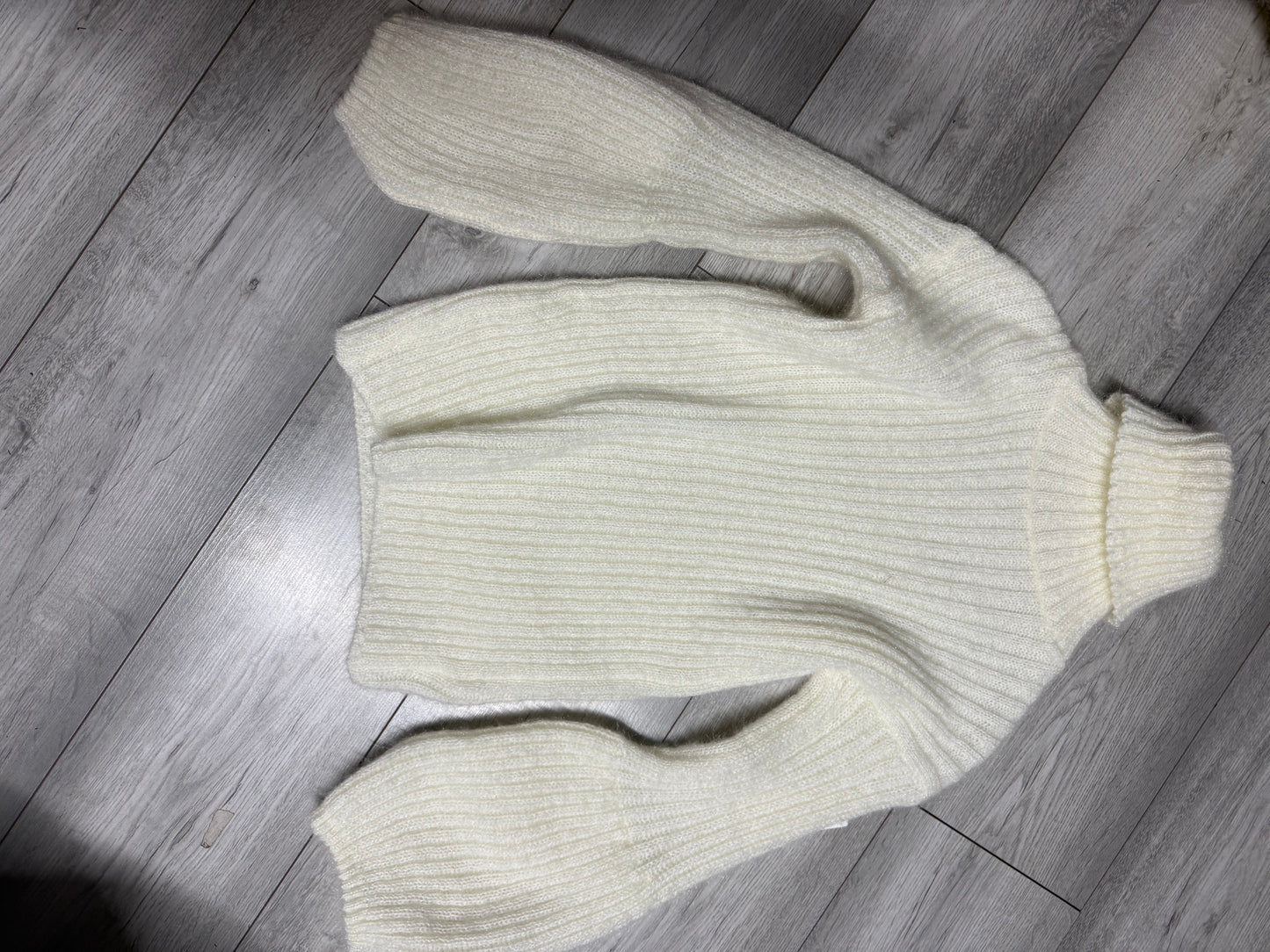 Leginsy La Perla £25 sweter dzwonki £19 , set Millagro śmietanka I czarny £30