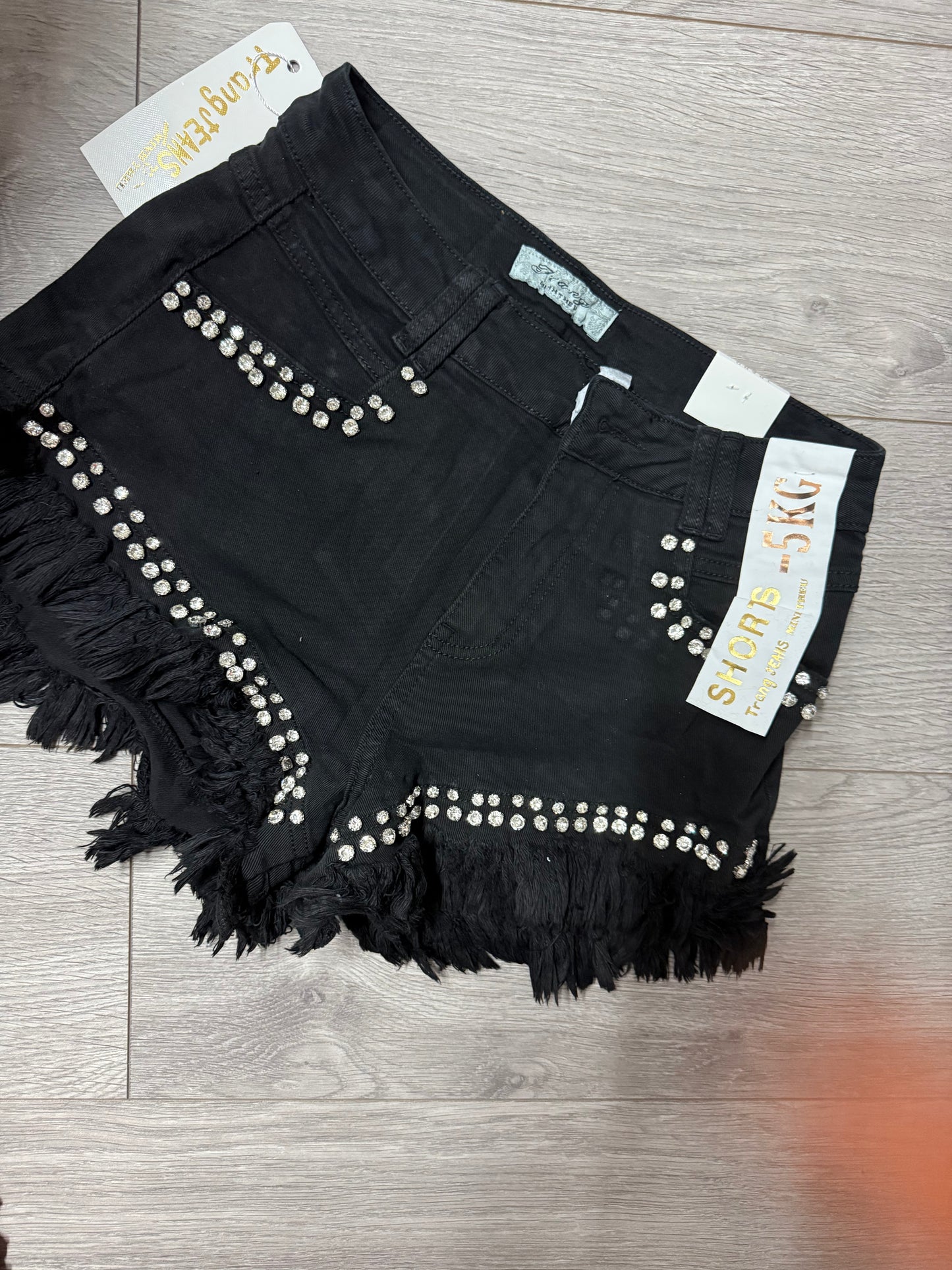 Bluza Millagro x3 £35 razem 105 spodenki M £22